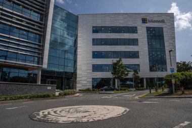 Dublin, İrlanda, 21 Ağustos 2023. Dublin 'deki Microsoft Genel Merkezi' nin ön görüntüsü 