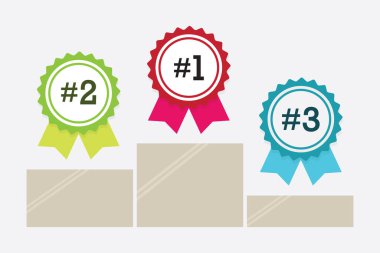 Soyut, kavramsal, renkli kurdele ödülleri kazanan podyum beyaz zemin üzerinde duran gölgeler.