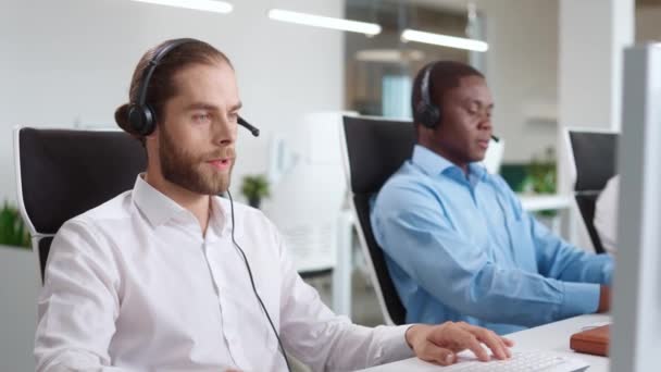 Team Hardworking Managers Headsets Talking Clients Selling Company Products Busy — Stock Video