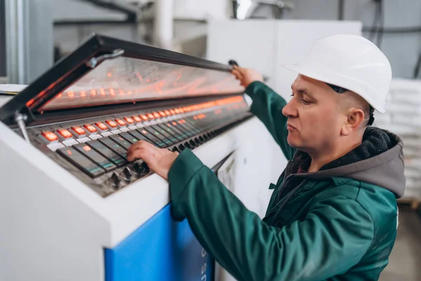 Portrait Machine Operator Wearing Hardhat Standing Control Panel Pressing Buttons — Stock Photo, Image