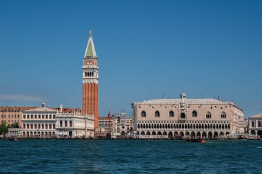 Venedik, İtalya - 22 Haziran 2023: San Marco meydanının çarpıcı manzarası.