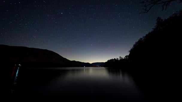 Zeitraffer Des Nachthimmels Über Ullswater Englischen Lake District — Stockvideo