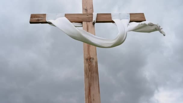 Cruz Crucifixión Jesucristo Fondo Pascua Concepto Resucitado Nubes Cielo Gris — Vídeos de Stock