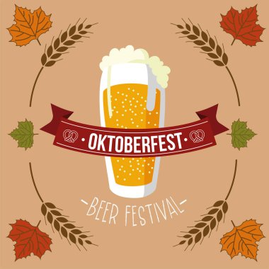 Köpük köpüklü bira bardağı ile Oktoberfest festival poster illüstrasyonu