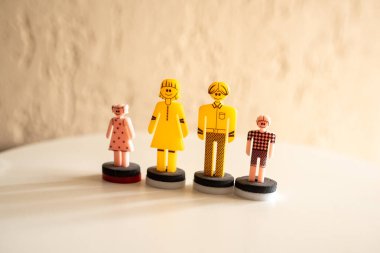 sistemik tavsiye, aile terapisi, konsept, psikoterapi akrilik bebekler, insanlar, takım yıldızı, seçici odak noktasında poz