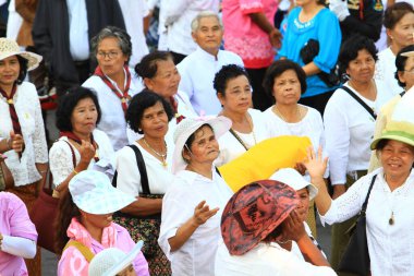 Nakhon Si Thammarat, Tayland - 18 Şubat 2011: Hae Pha Khuen Uluslararası Makha Puja Geçidi Nakhon Si Thammarat Festivali 