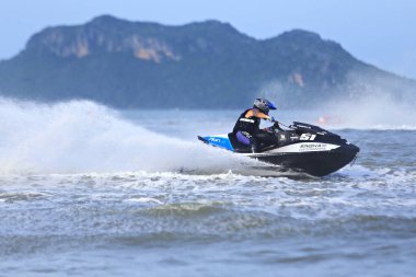 Prachuap Khiri Khan, Tayland - 5 Nisan 2025: Vana Nava Su Ormanı 'nın Fotoğrafları - Toyota Waterjet Pro Tour Tayland 2025: Prahuap Khiri Khan Bay' de. Tayland