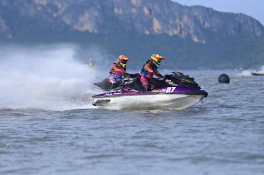 Prachuap Khiri Khan, Tayland - 5 Nisan 2025: Vana Nava Su Ormanı 'nın Fotoğrafları - Toyota Waterjet Pro Tour Tayland 2025: Prahuap Khiri Khan Bay' de. Tayland