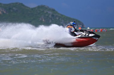 Prachuap Khiri Khan, Tayland - 6 Nisan 2025: Vana Nava Su Ormanı 'nın Fotoğrafları - Toyota Waterjet Pro Tour Tayland 2025: Prahuap Khiri Khan Bay' de. Tayland