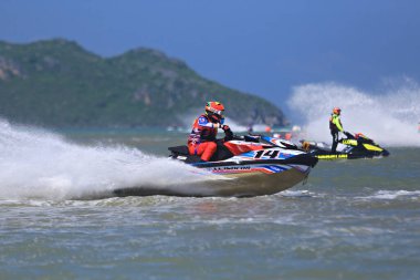Prachuap Khiri Khan, Tayland - 6 Nisan 2025: Vana Nava Su Ormanı 'nın Fotoğrafları - Toyota Waterjet Pro Tour Tayland 2025: Prahuap Khiri Khan Bay' de. Tayland
