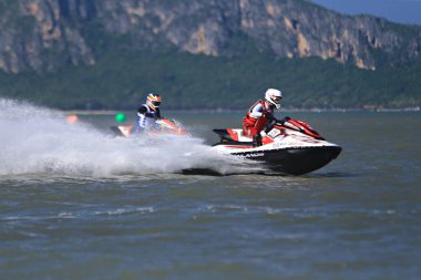 Prachuap Khiri Khan, Tayland - 6 Nisan 2025: Vana Nava Su Ormanı 'nın Fotoğrafları - Toyota Waterjet Pro Tour Tayland 2025: Prahuap Khiri Khan Bay' de. Tayland