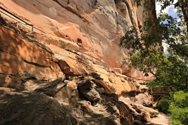 Doğu yamacındaki Pha Taem Ulusal Parkı, Khong Chiam, Ubon Ratchathani, Tayland