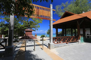 Surat Thani, Tayland - 10 Ekim 2014: Sairee sahilindeki Koh Tao adalarında Jor Por Ror Körfezi manzarası 