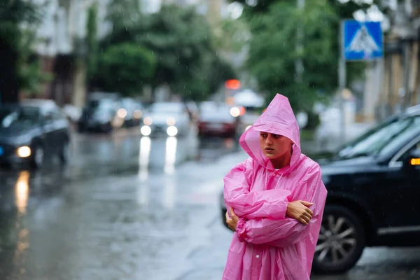 Sad Woman Raincoat Street Rainy Day — Φωτογραφία Αρχείου