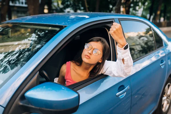Young Angry Woman Peeks Out Car Window Woman Shows Her — 스톡 사진