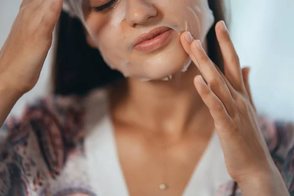 Young Model Applying Cosmetic Cream Treatment Her Face — Stock Photo, Image
