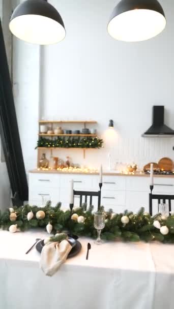 New Year Evening Table Setting Christmas Decorations Living Room — Stock Video