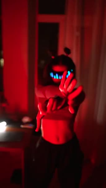 Cyber Kobieta Okularach Led Taniec Świetle Neonu — Wideo stockowe