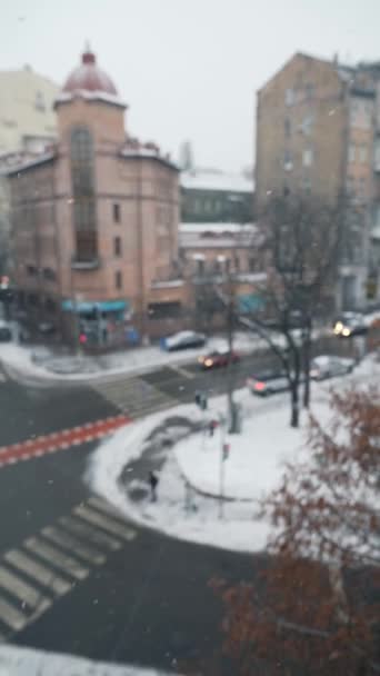 降雪時の市街地のパノラマビュー — ストック動画