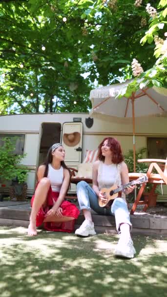 Slow Motion Two Beautiful Hippie Girls Singing Song Sitting Terrace — Video Stock