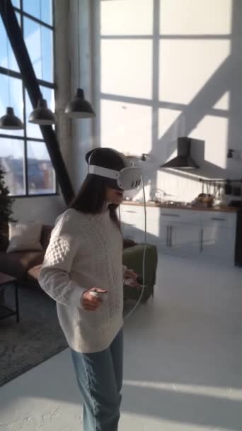Virtual Reality Glasses Lovely Young Lady Indulges Virtual Game Home — Stock Video