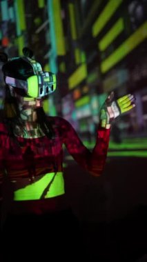 Sanal manzarayı VR gözlüklerle deneyin, dijital bir alana girin. Yüksek kalite 4k görüntü