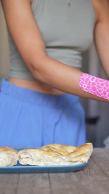 Taze, lezzetli ve ev yapımı yemekleri özenle ve tutkuyla hazırlamanın incelikli sanatını keşfedin.