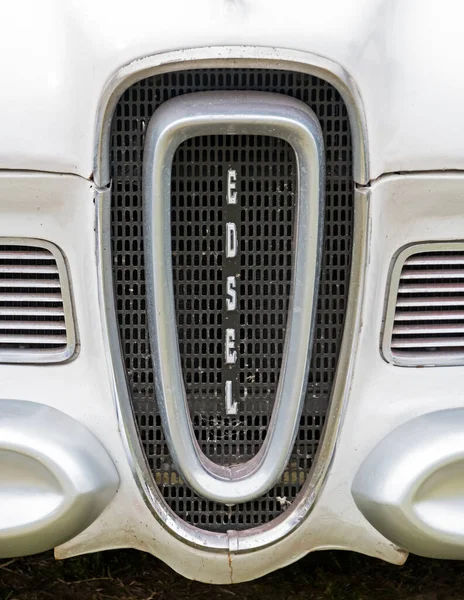 Ford Edsel Radyatör Izgarası Weston Super Mare Ngiltere Klasik Bir — Stok fotoğraf