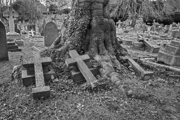 Zniszczone Nagrobki Cmentarzu Milton Road Weston Super Mare Wielka Brytania — Zdjęcie stockowe