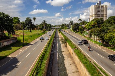 Marjinal Botafogo 'nun bir kısmı viyadük üzerinden fotoğraflandı. Şehrin trafik akışının önemli bir akışı.
