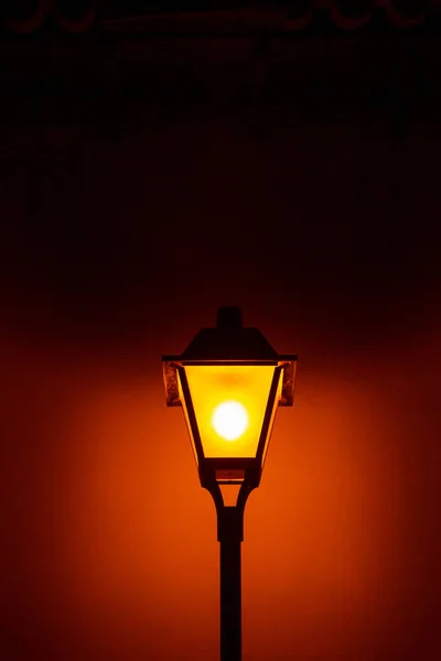 Ένας Στύλος Ένα Vintage Φως Του Δρόμου Φωτισμένος Νύχτα Εικόνα Αρχείου
