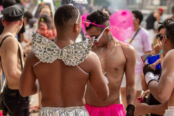 Några Unga Lgbts Kostym Foto Tagen Hbtqia Pride Parade Staden — Stockfoto
