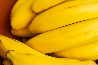 Meyve kasesindeki muzların kayıp ayrıntıları..