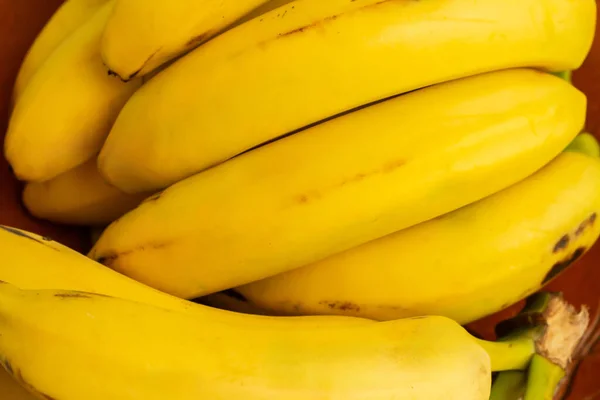 Ztráta Detail Některých Banánů Ovocné Míse — Stock fotografie