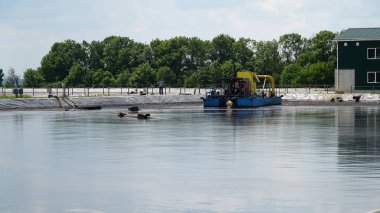 Biyogazlar. Modern biyo komleks. Biyokütlenin yenilenebilir enerjisi. Yeşil doğa arasındaki yenilikçi biyogaz bitkisi. n