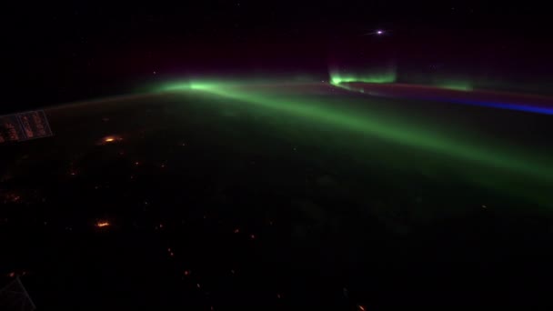 从国际空间站地球轨道上看到的北极光 — 图库视频影像