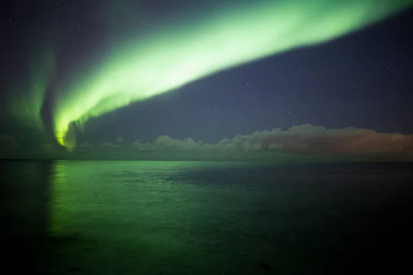 Aurora Borealis Landschapsopname Ijsland — Stockfoto