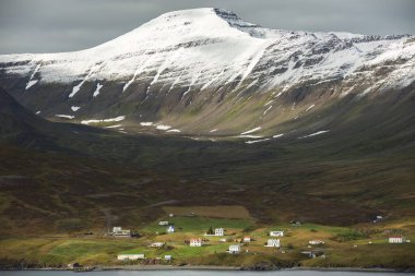 Güzel İzlanda 'dan doğa manzaraları