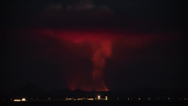 Eruption Über Isländischem Präsidentensitz Der Nacht Reykjavik Island — Stockvideo