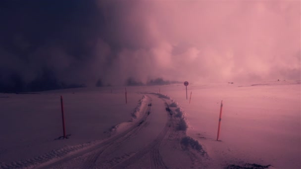 Sněhem Pokrytá Horská Ledovcová Cesta — Stock video