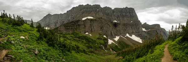 Achterkant Van Tuinmuur Onder Piegan Pass Het Glacier National Park — Stockfoto