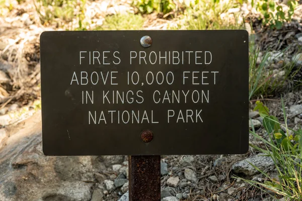 Fires Prohibited Above 10000 Feet Sign in Kings Canyon