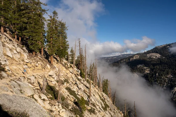 Woman Hikes Cliffside Sequoia National Park Clouds Clear Canyon — Stock Photo, Image