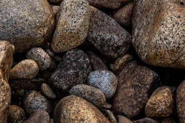 Yosemite 'deki Büyük Kaya Yığını Çerçeveyi Dolduruyor