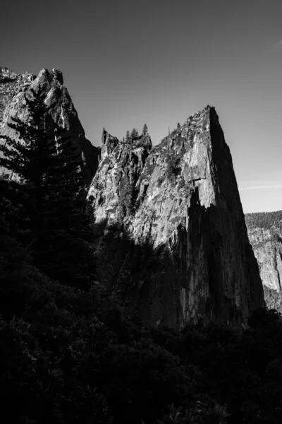 Wysoki Kontrast Skały Sentinel Parku Narodowym Yosemite — Zdjęcie stockowe
