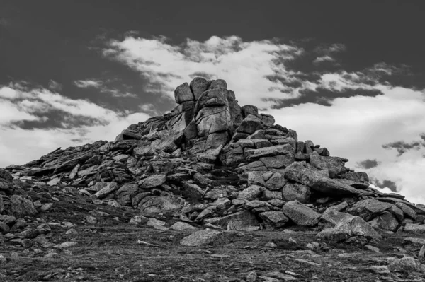 Kamienie Przełęczy Stormy Peaks Parku Narodowym Rocky Mountain — Zdjęcie stockowe