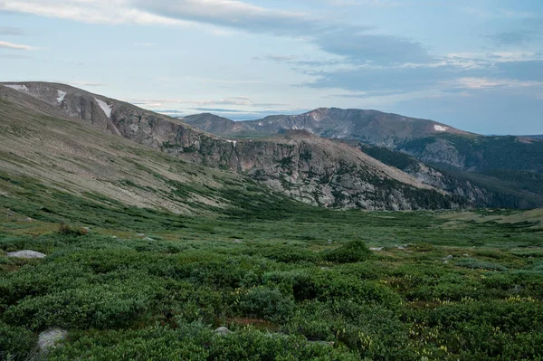 Fields Slopes Tundra Betlow Stormy Peaks Hágó Rocky Mountain Nemzeti — Stock Fotó