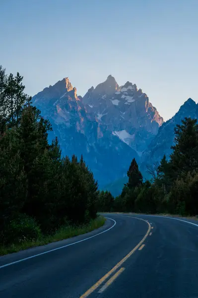 Road Curves Left Grand Teton Distance Early Morning — Stock Photo, Image