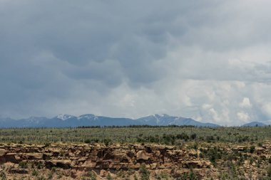 San Juan Dağları ve Mesa Verde Ulusal Parkı 'nda Bulutlar İnşa Ediyor