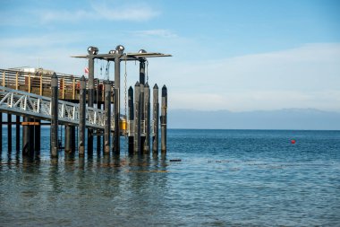 Kanal Adaları Ulusal Parkı 'ndaki Akrep İskelesinin Sonundaki Ayarlanabilir Geçit